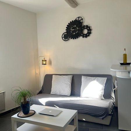 Cosy Studio Hyper Centre Avec Kitchenette & Climatisation Carpentras Εξωτερικό φωτογραφία
