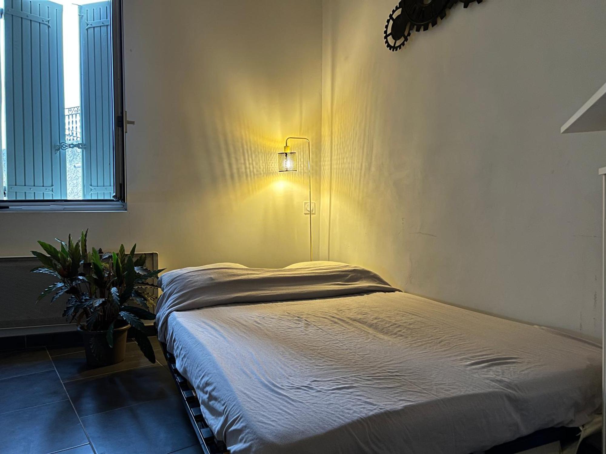 Cosy Studio Hyper Centre Avec Kitchenette & Climatisation Carpentras Εξωτερικό φωτογραφία
